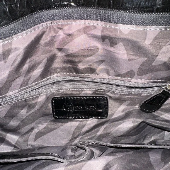 Anne Klein Black Croc-embossed Large Shoulder Bag Handbag Purse Gold‎ Hardware - Picture 6 of 12